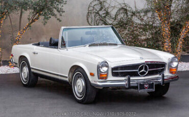 Mercedes-Benz 200-Series 1969