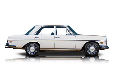 Mercedes-Benz-200-Series-1972-1