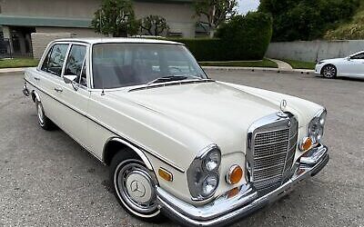 Mercedes-Benz 200-Series 1973