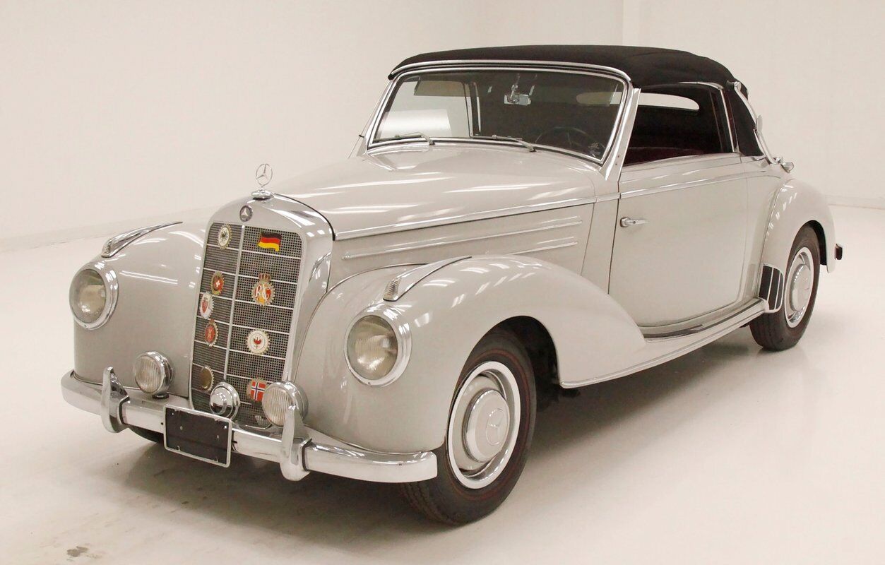 Mercedes-Benz-200-Series-Cabriolet-1952-1