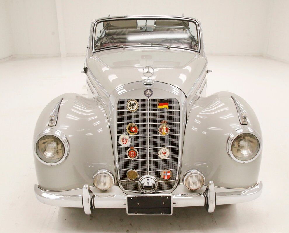 Mercedes-Benz-200-Series-Cabriolet-1952-10