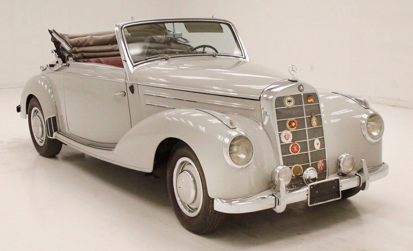 Mercedes-Benz-200-Series-Cabriolet-1952-9