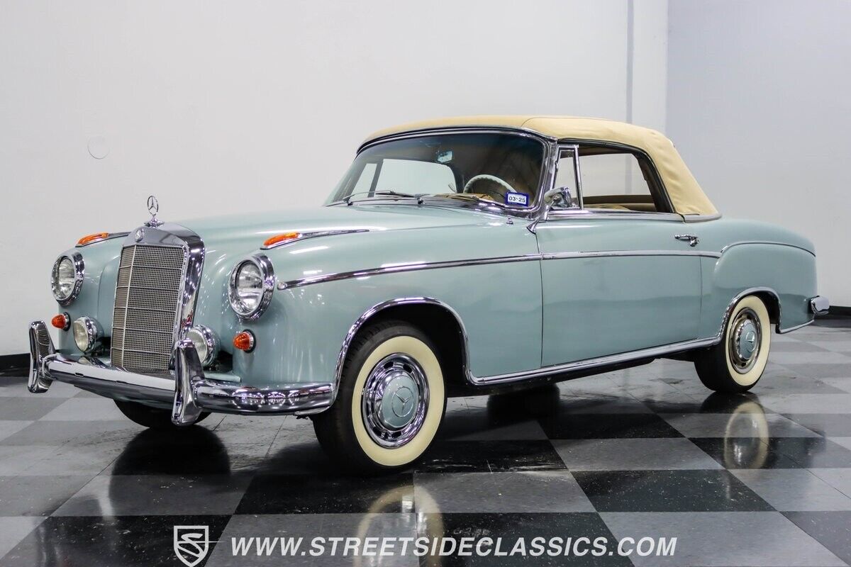 Mercedes-Benz-200-Series-Cabriolet-1959-11