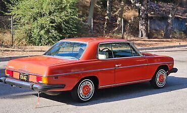 Mercedes-Benz-200-Series-Coupe-1976-7