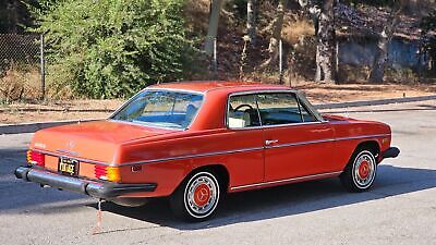 Mercedes-Benz-200-Series-Coupe-1976-7