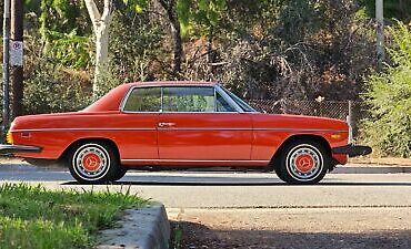 Mercedes-Benz-200-Series-Coupe-1976-8