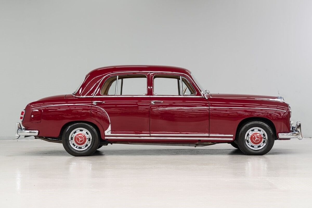 Mercedes-Benz-220-S-Berline-1959-7