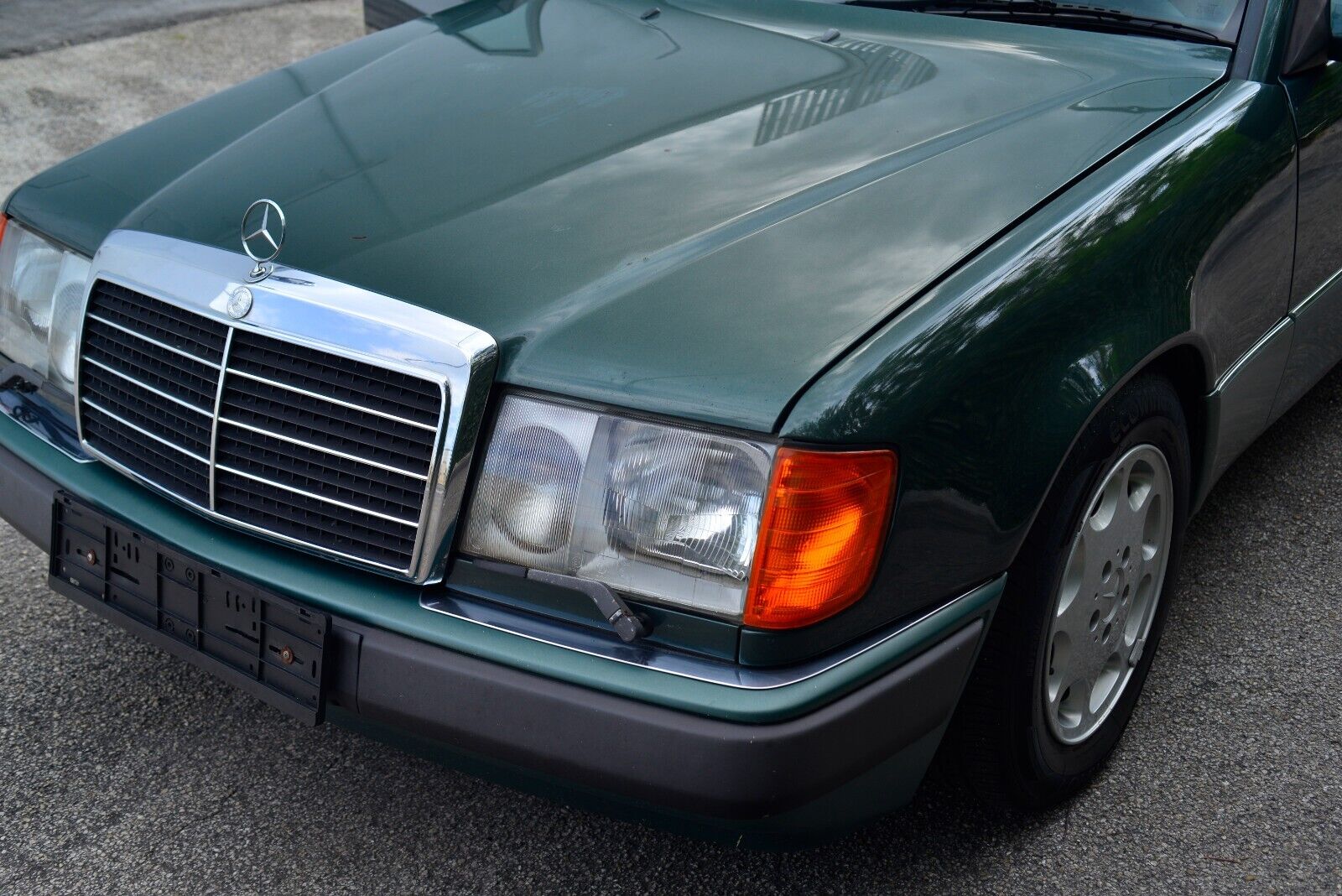 Mercedes-Benz-230-TE-Break-1990-25