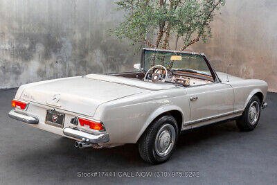 Mercedes-Benz-230SL-1965-4