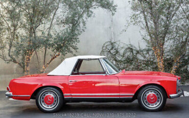 Mercedes-Benz-230SL-1965-9