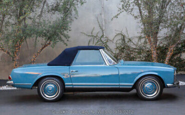 Mercedes-Benz-230SL-1967-11