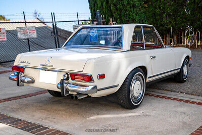 Mercedes-Benz-230SL-Cabriolet-1965-7