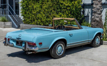 Mercedes-Benz-250SL-1967-4