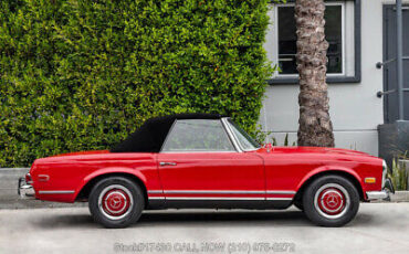 Mercedes-Benz-250SL-1968-9