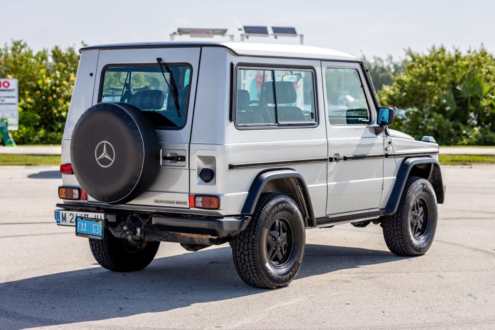 Mercedes-Benz-280GE-SUV-1988-8