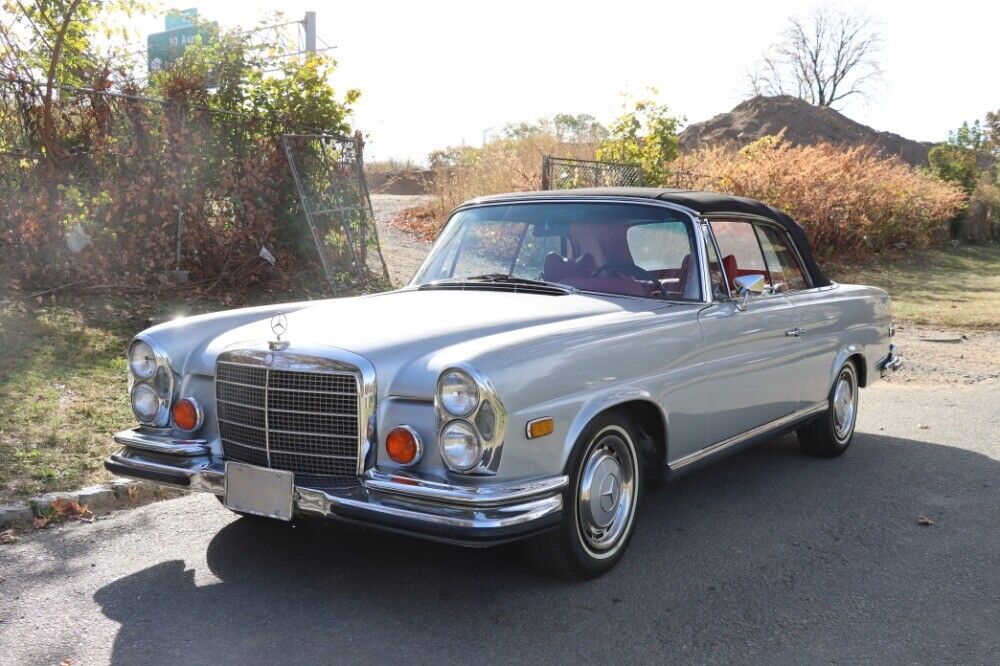 Mercedes-Benz-280SE-3.5-Cabriolet-1971-1