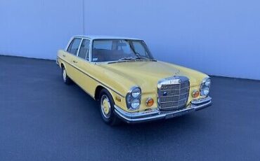 Mercedes-Benz 280SEL  year1}