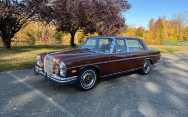 Mercedes-Benz 300 SEL  year1}