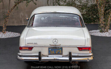 Mercedes-Benz-300-Series-1964-5