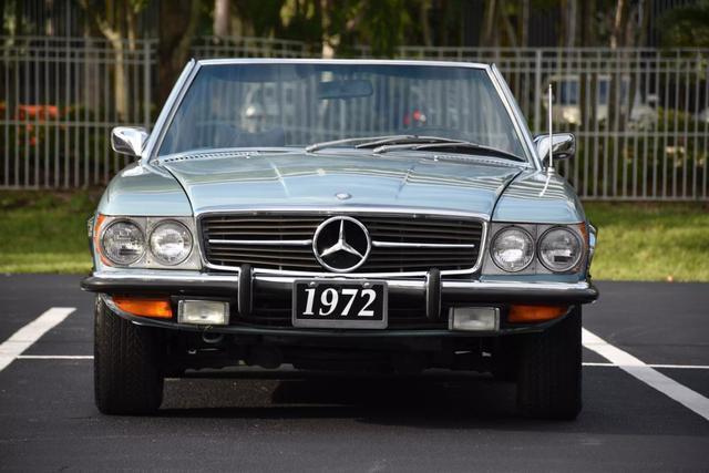 Mercedes-Benz-300-Series-1972-5