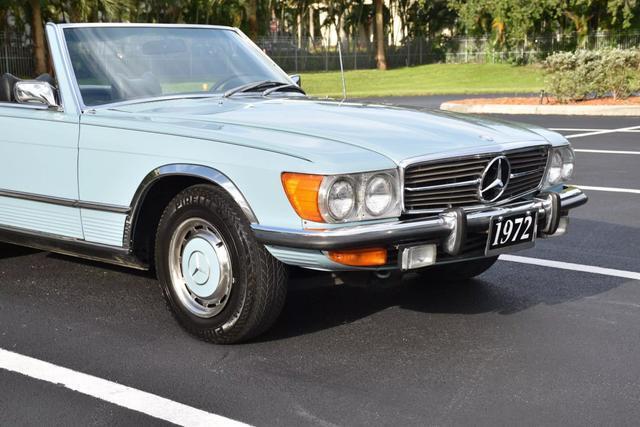 Mercedes-Benz-300-Series-1972-7