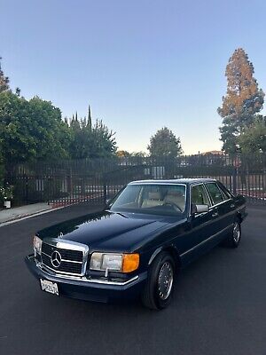 Mercedes-Benz-300-Series-1990-1