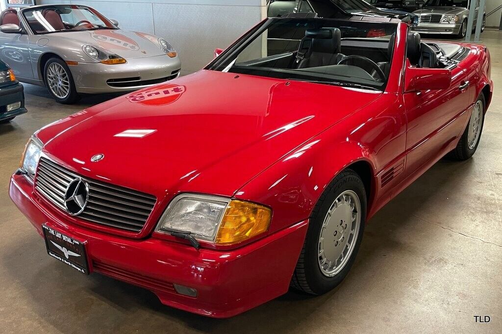 Mercedes-Benz-300-Series-Cabriolet-1991-2