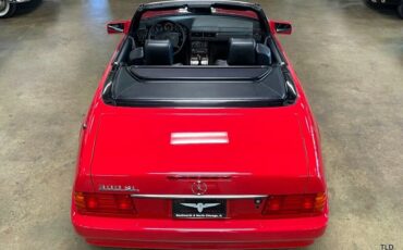 Mercedes-Benz-300-Series-Cabriolet-1991-3