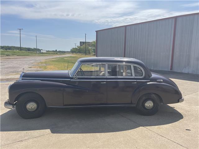 Mercedes-Benz-300A-1952-5