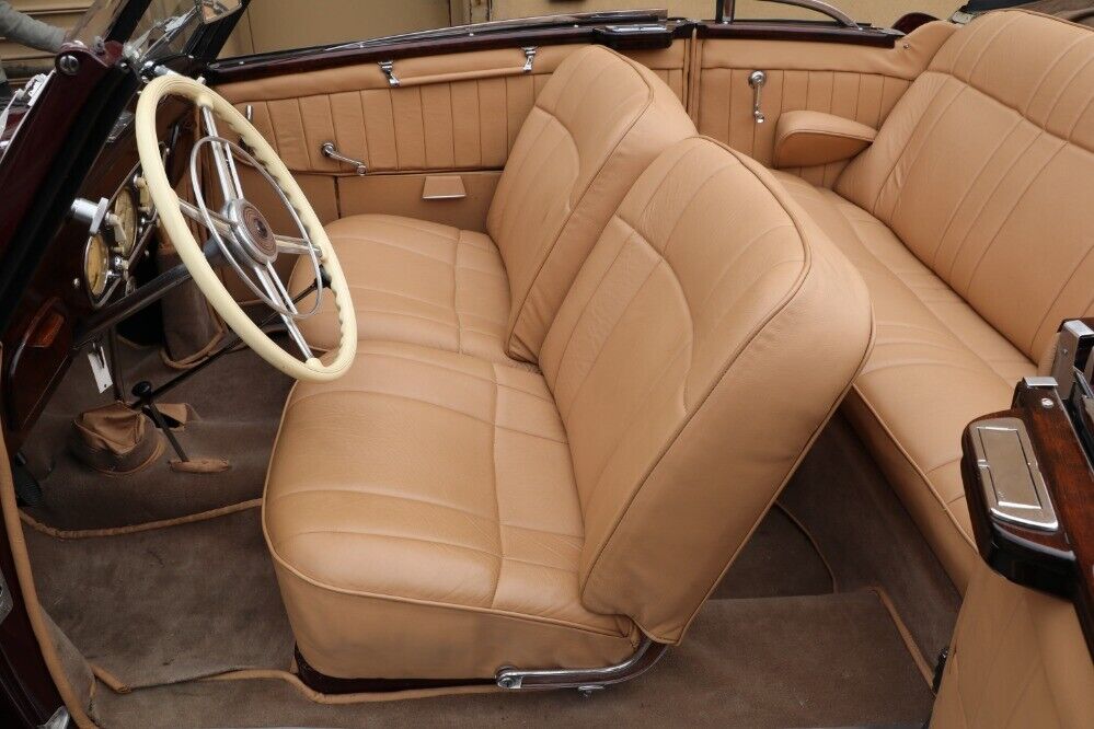 Mercedes-Benz-320-Cabriolet-1938-5