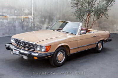 Mercedes-Benz-400-Series-1976-7