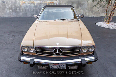 Mercedes-Benz-400-Series-1976-8