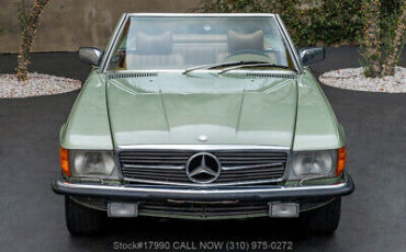 Mercedes-Benz-400-Series-1979-1