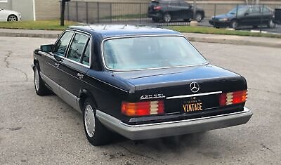 Mercedes-Benz-400-Series-Berline-1988-9