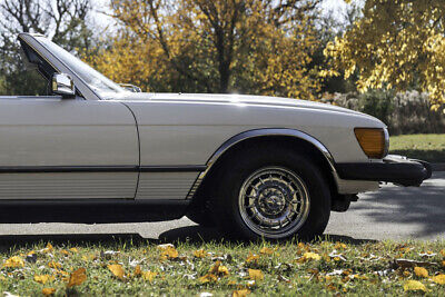 Mercedes-Benz-400-Series-Cabriolet-1977-10