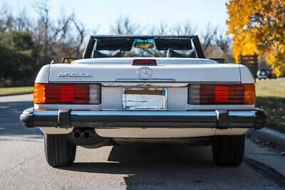 Mercedes-Benz-400-Series-Cabriolet-1977-6