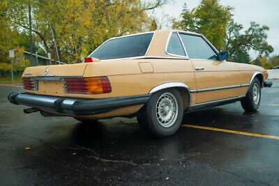 Mercedes-Benz-400-Series-Cabriolet-1977-7