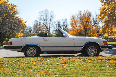 Mercedes-Benz-400-Series-Cabriolet-1977-8