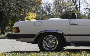 Mercedes-Benz-400-Series-Cabriolet-1977-9