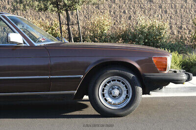 Mercedes-Benz-400-Series-Cabriolet-1980-10