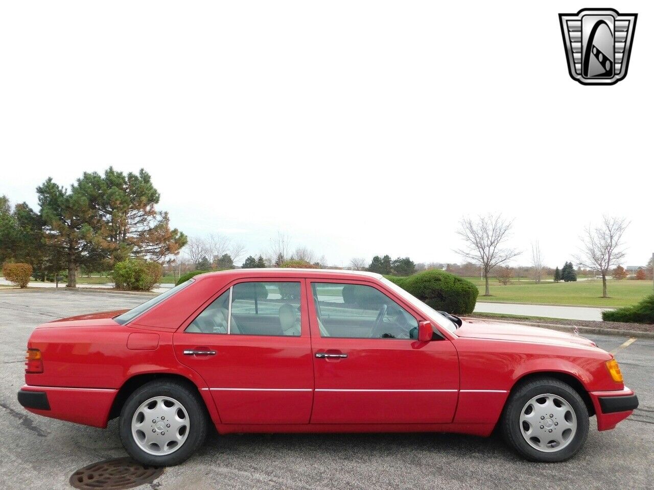 Mercedes-Benz-400E-Berline-1993-7