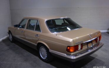 Mercedes-Benz-500-Series-1986-2