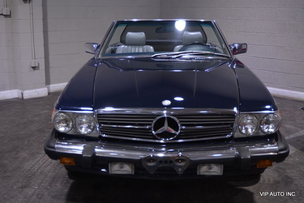 Mercedes-Benz-500-Series-1986-21