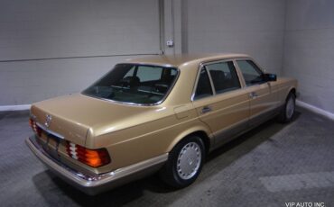 Mercedes-Benz-500-Series-1986-3