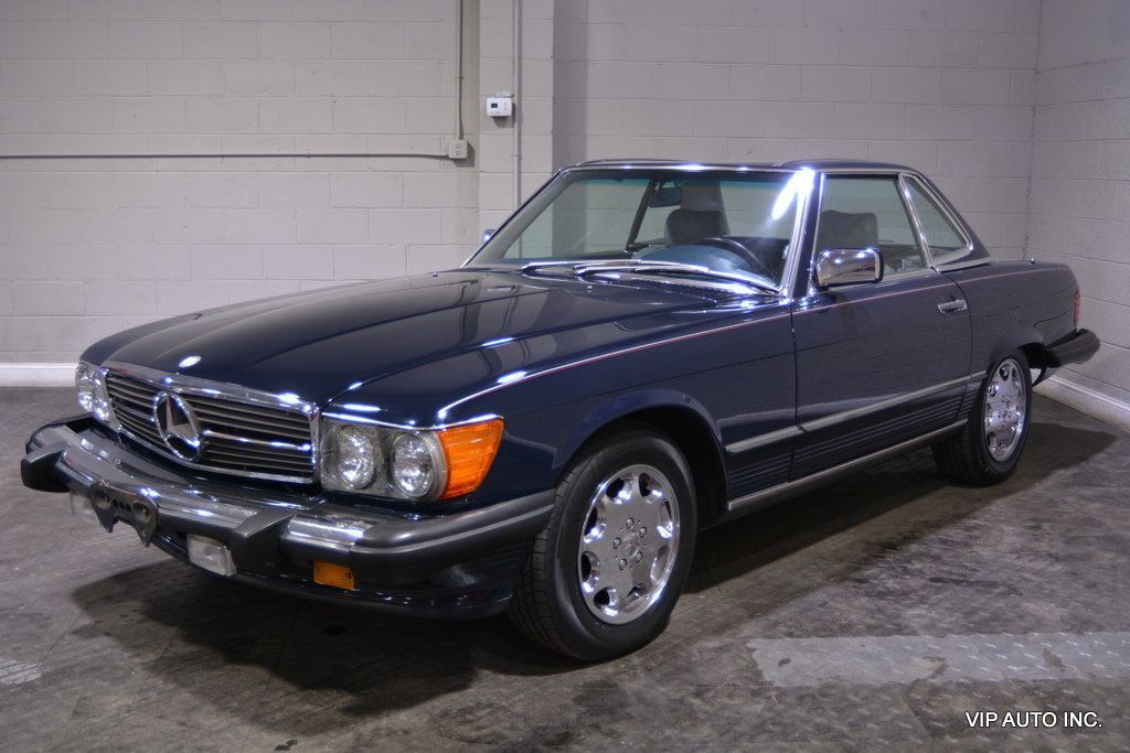 Mercedes-Benz-500-Series-1986-37