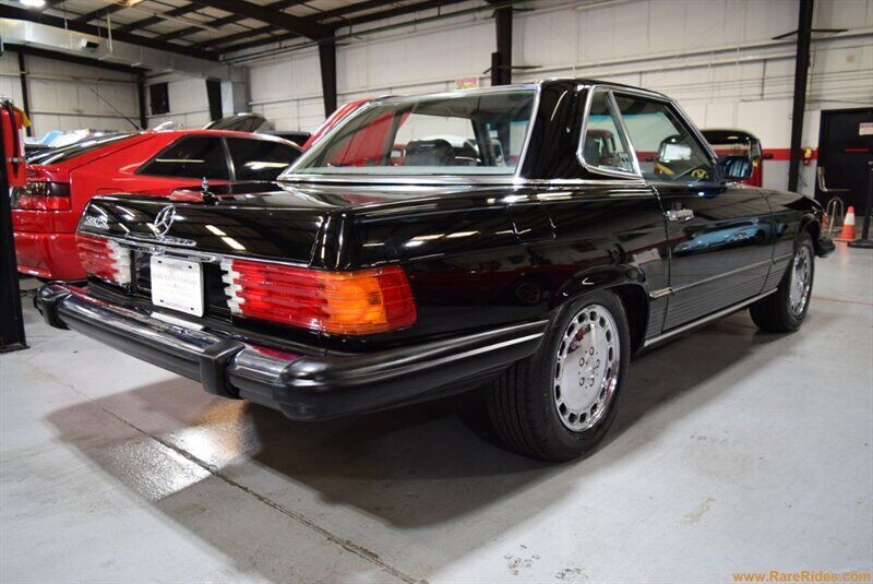 Mercedes-Benz-500-Series-1988-3