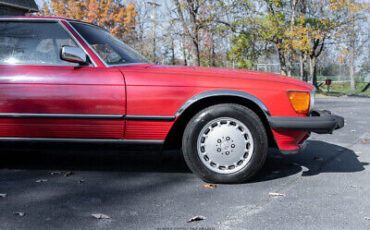 Mercedes-Benz-500-Series-Cabriolet-1986-10