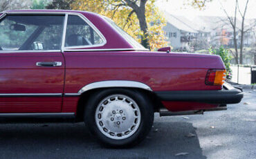 Mercedes-Benz-500-Series-Cabriolet-1986-4