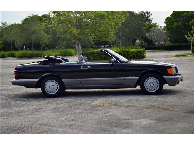 Mercedes-Benz-500-Series-Cabriolet-1987-10