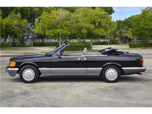 Mercedes-Benz-500-Series-Cabriolet-1987-15